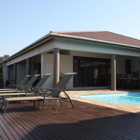 Alante Lodge Amanzimtoti Bagian luar foto